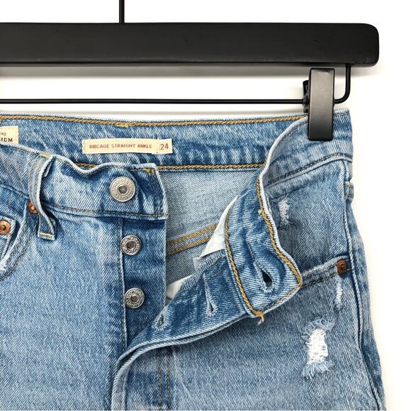 LEVI'S Ribcage Straight Ankle Denim Cutoff Shorts Light Wash 24 - Picture 4 of 9